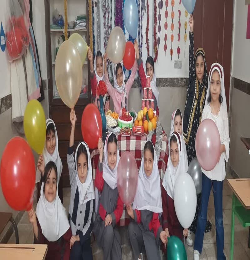 جشن یلدا مدرسه