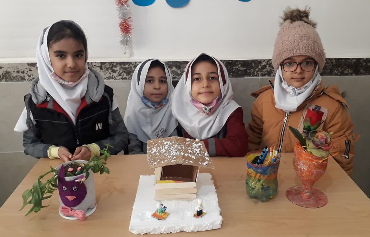 پیش دبستان و دبستان صلحا